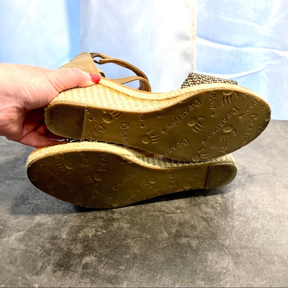 BEARPAW Wedge Sandals - Picture 6 of 6
